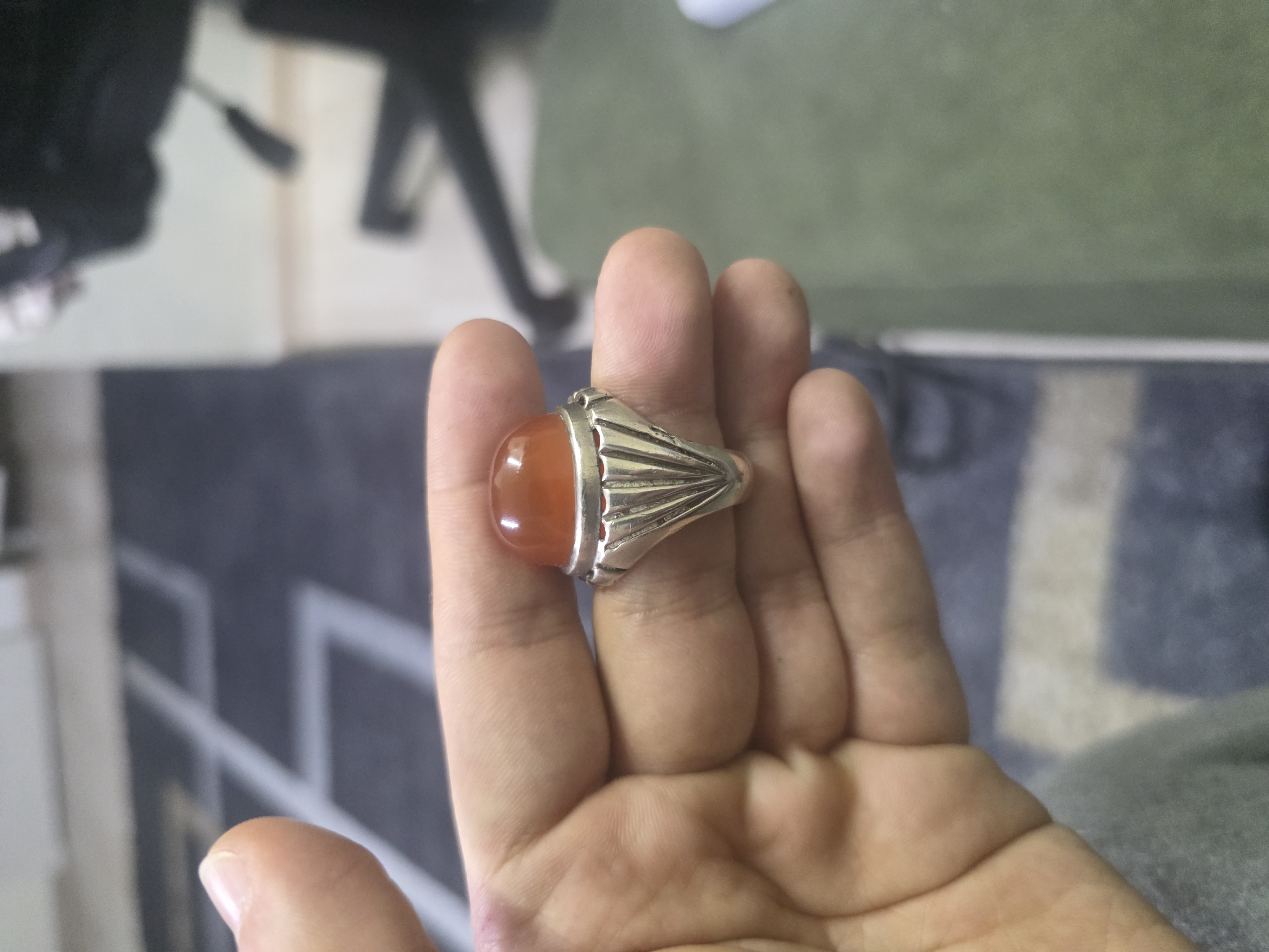 عقيق 