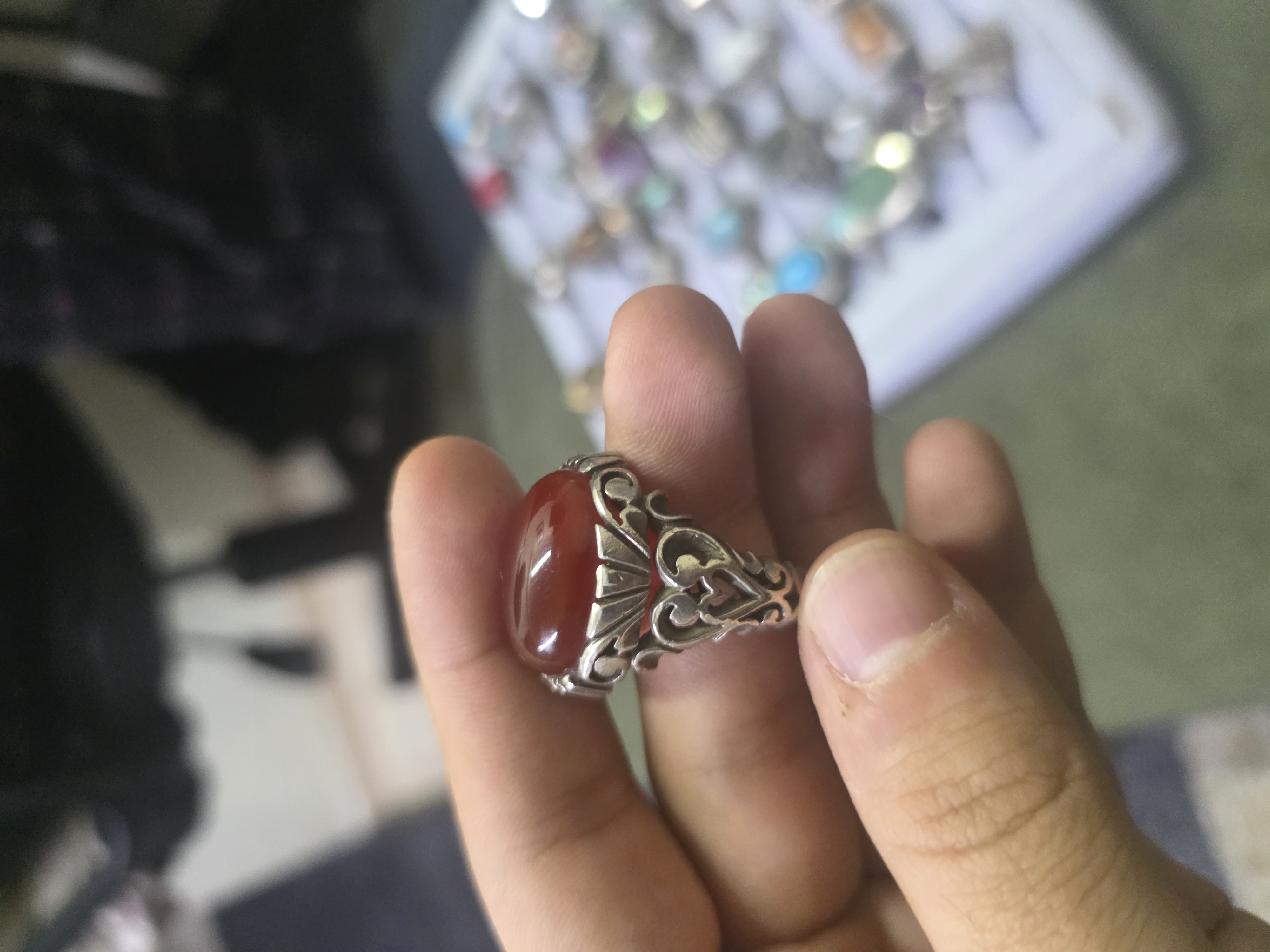عقيق 